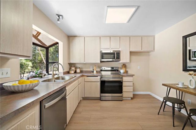 22212 Caminito Vino, Laguna Hills, CA 92653