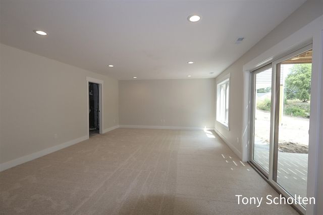 5178 Blendon Meadow Circle 46, Hudsonville, MI 49426