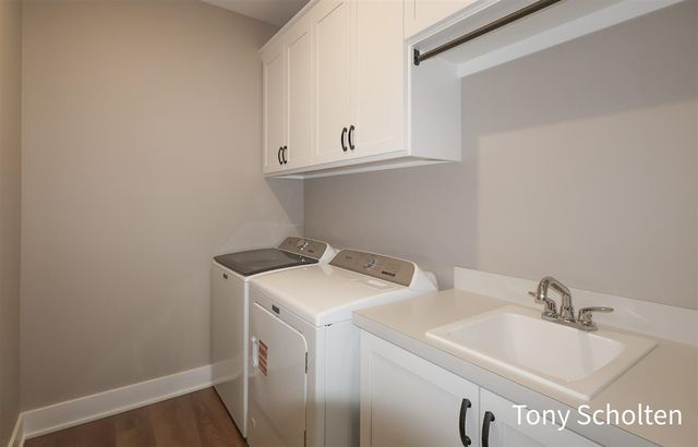 5178 Blendon Meadow Circle 46, Hudsonville, MI 49426