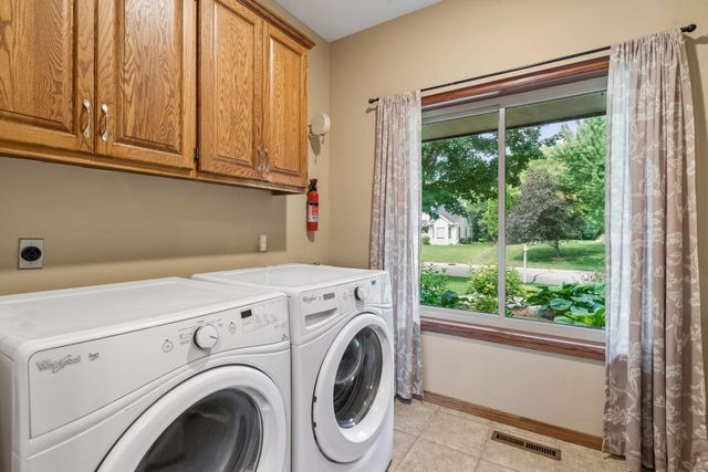 18477 Tristram Way, Eden Prairie, MN 55346