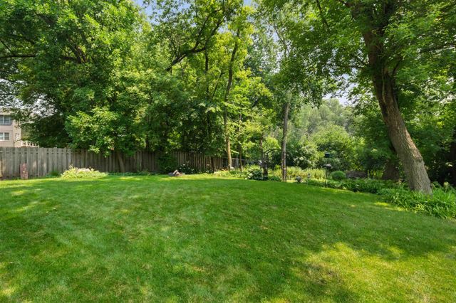 18477 Tristram Way, Eden Prairie, MN 55346