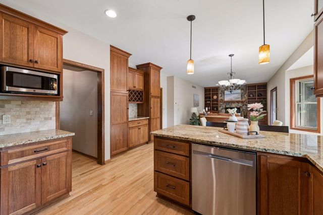 18477 Tristram Way, Eden Prairie, MN 55346