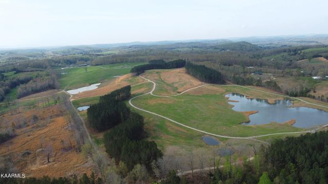 6720 Erie Rd, Sweetwater, TN 37874