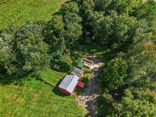 27 Huntington Rd, Hadley, MA 01035