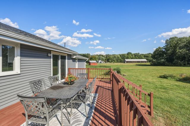 27 Huntington Rd, Hadley, MA 01035