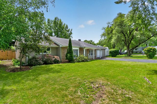 249 Hickory Lane, Antioch, IL 60002
