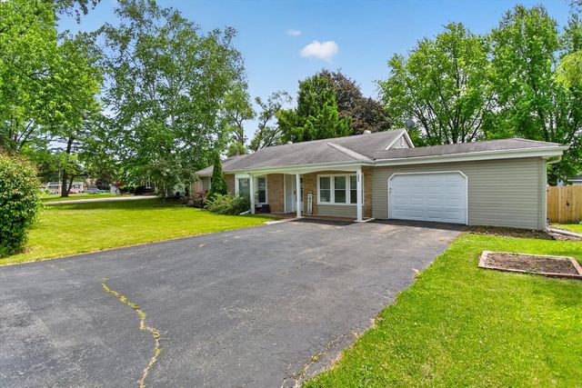 249 Hickory Lane, Antioch, IL 60002