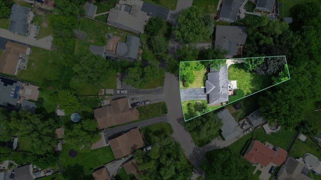249 Hickory Lane, Antioch, IL 60002