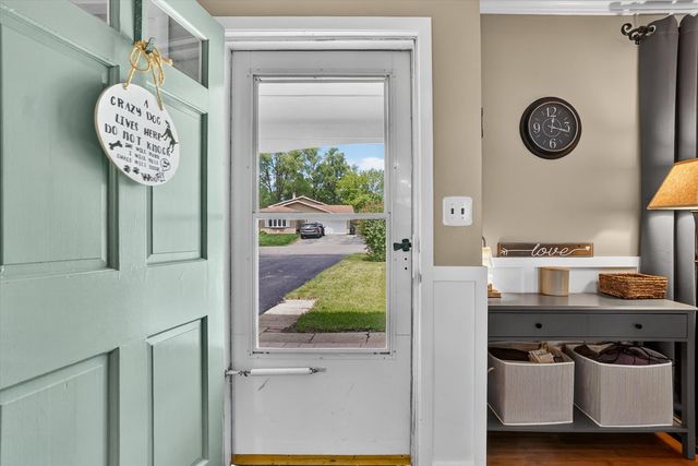 249 Hickory Lane, Antioch, IL 60002