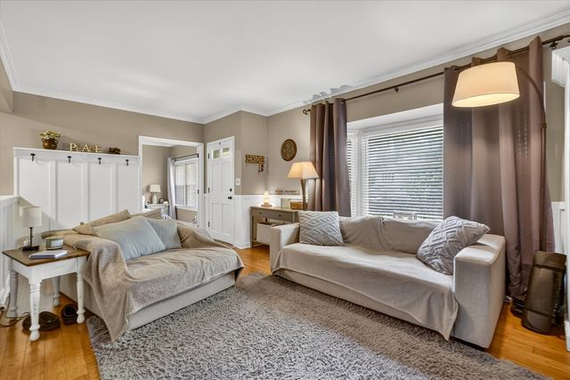 249 Hickory Lane, Antioch, IL 60002