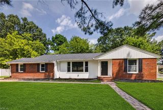 4004 Oak DR, Chesapeake, VA 23321