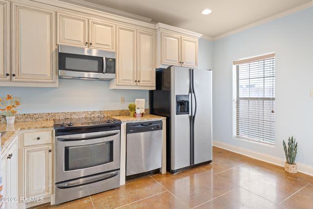 2202 Johnston Street 101, Lafayette, LA 70503