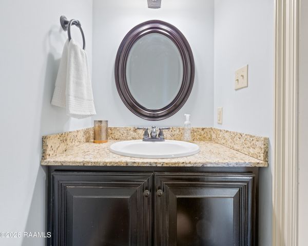 2202 Johnston Street 101, Lafayette, LA 70503
