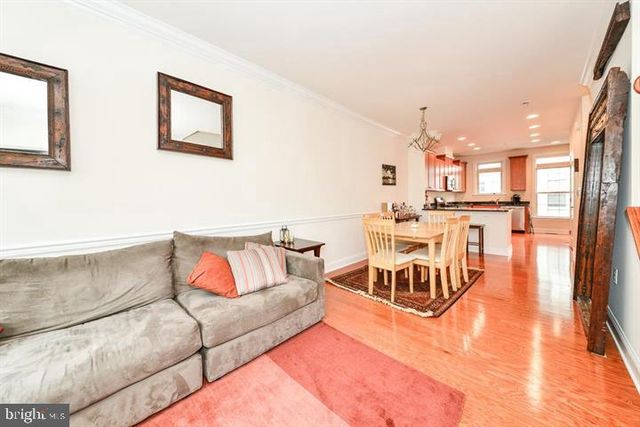 402 N THOMAS ST, Arlington, VA 22203