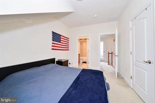 402 N THOMAS ST, Arlington, VA 22203