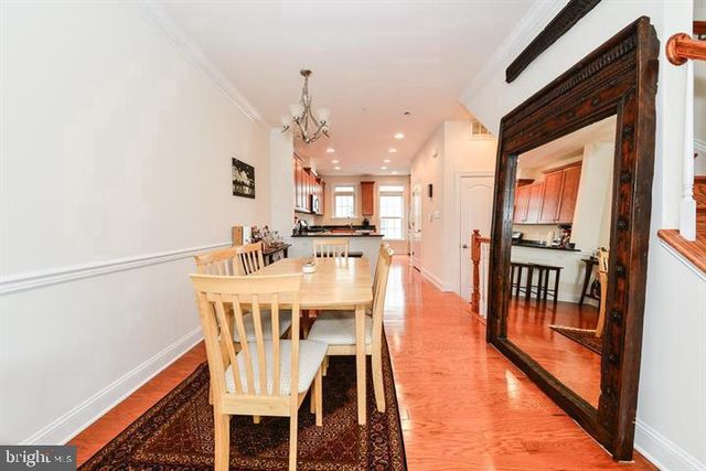 402 N THOMAS ST, Arlington, VA 22203