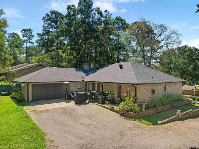 1102 Dogwood St, Gilmer, TX 75644