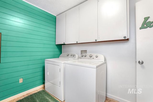 808 Rimview Ln E, Twin Falls, ID 83301