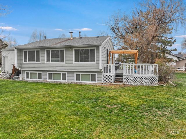 808 Rimview Ln E, Twin Falls, ID 83301