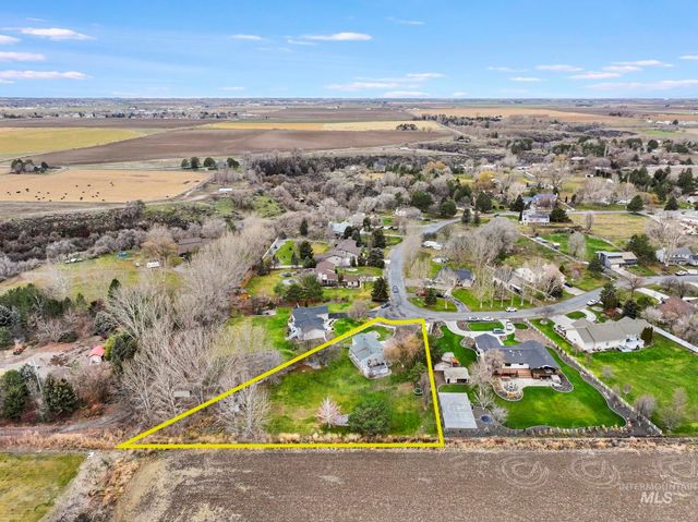 808 Rimview Ln E, Twin Falls, ID 83301