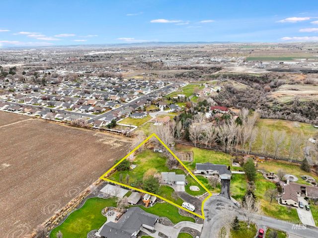 808 Rimview Ln E, Twin Falls, ID 83301