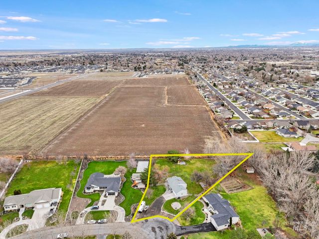 808 Rimview Ln E, Twin Falls, ID 83301