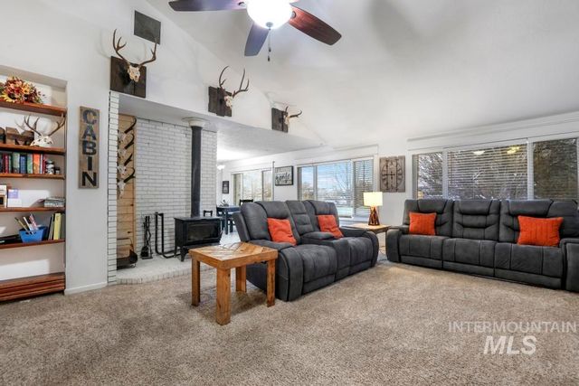 808 Rimview Ln E, Twin Falls, ID 83301