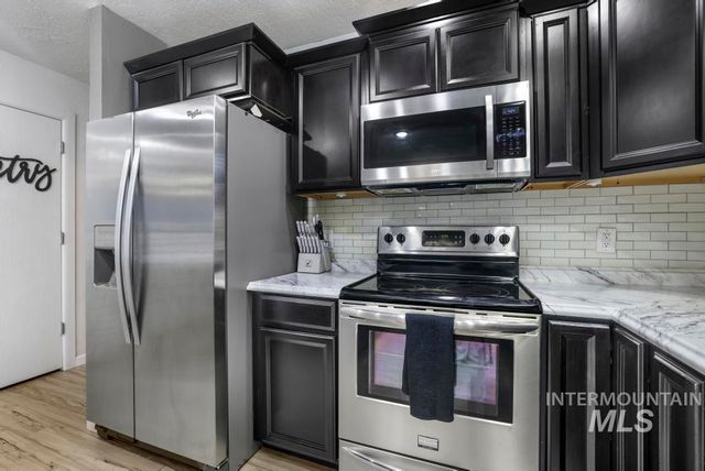 808 Rimview Ln E, Twin Falls, ID 83301