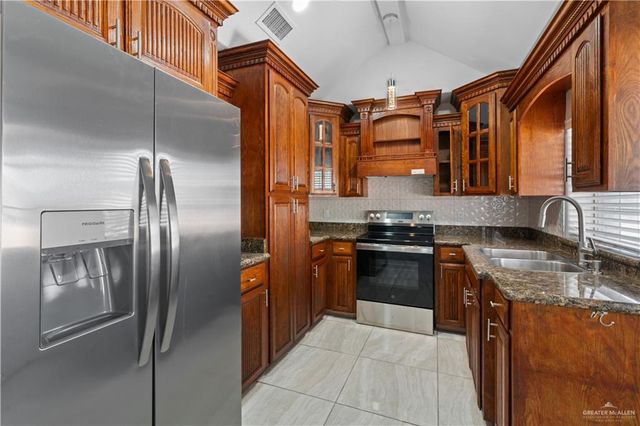 6100 Dana Drive, Mission, TX 78574