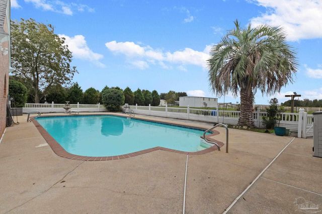 10734 Hwy 31, Atmore, AL 36502