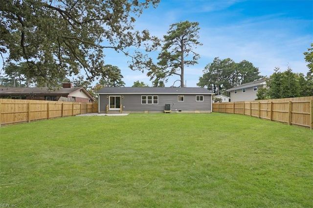 3760 Harton Rd, Virginia Beach, VA 23452