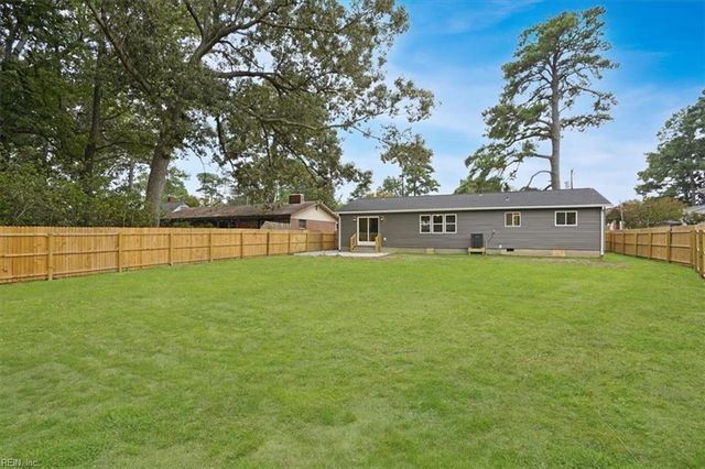 3760 Harton Rd, Virginia Beach, VA 23452