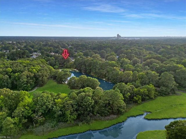 3760 Harton Rd, Virginia Beach, VA 23452