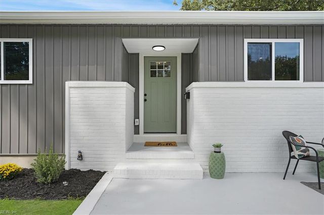 3760 Harton Rd, Virginia Beach, VA 23452