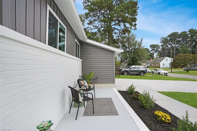 3760 Harton Rd, Virginia Beach, VA 23452