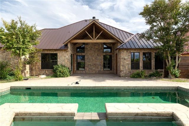 3900 Cosentino Drive, Edinburg, TX 78541