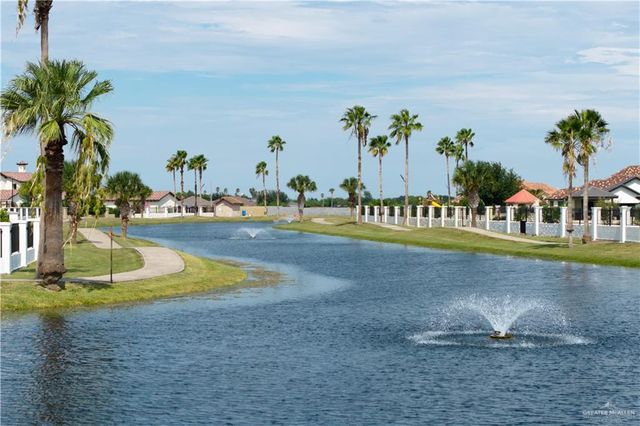 3900 Cosentino Drive, Edinburg, TX 78541