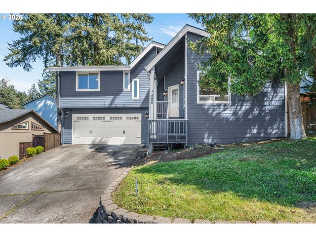 815 S 72ND St, Springfield, OR 97478