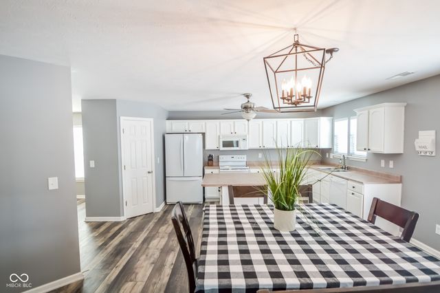 8531 Aberdeenshire Court, Indianapolis, IN 46259