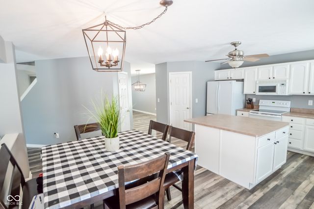 8531 Aberdeenshire Court, Indianapolis, IN 46259