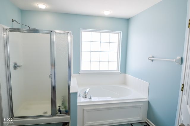 8531 Aberdeenshire Court, Indianapolis, IN 46259