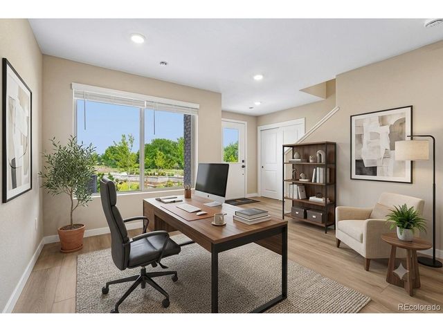 6812 Kendrick Ln, Arvada, CO 80007