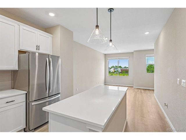 6812 Kendrick Ln, Arvada, CO 80007