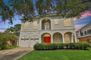 4626 Braeburn Drive, Bellaire, TX 77401