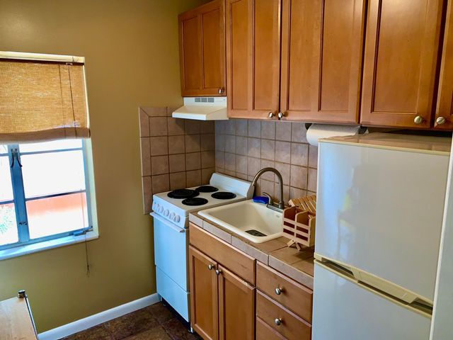 31 S GOLFVIEW Road 14, Lake Worth Beach, FL 33460