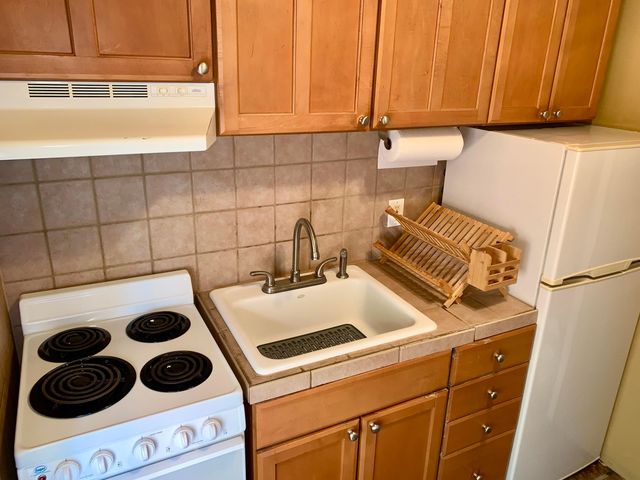 31 S GOLFVIEW Road 14, Lake Worth Beach, FL 33460
