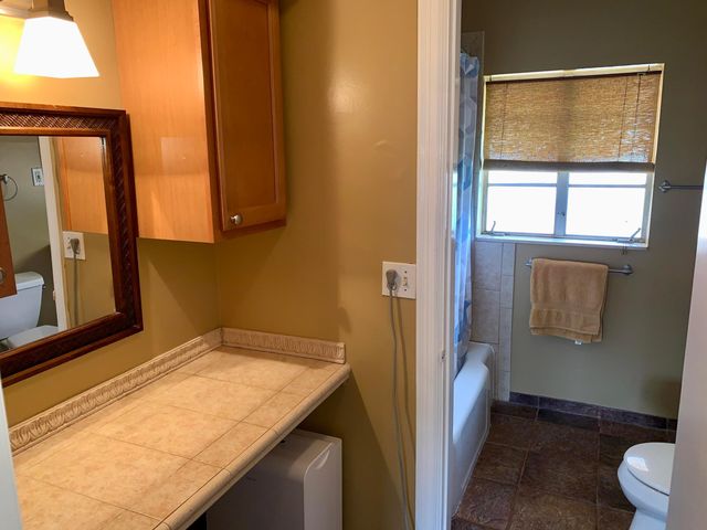 31 S GOLFVIEW Road 14, Lake Worth Beach, FL 33460