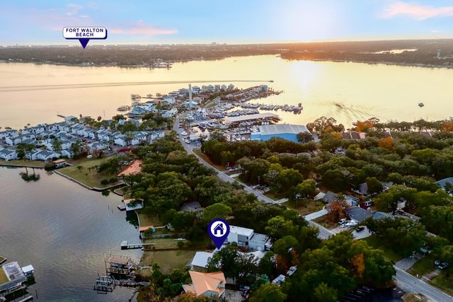 27 Old Ferry Road, Shalimar, FL 32579