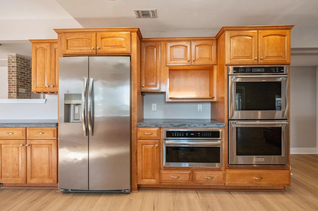 27 Old Ferry Road, Shalimar, FL 32579