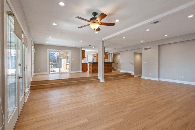 27 Old Ferry Road, Shalimar, FL 32579